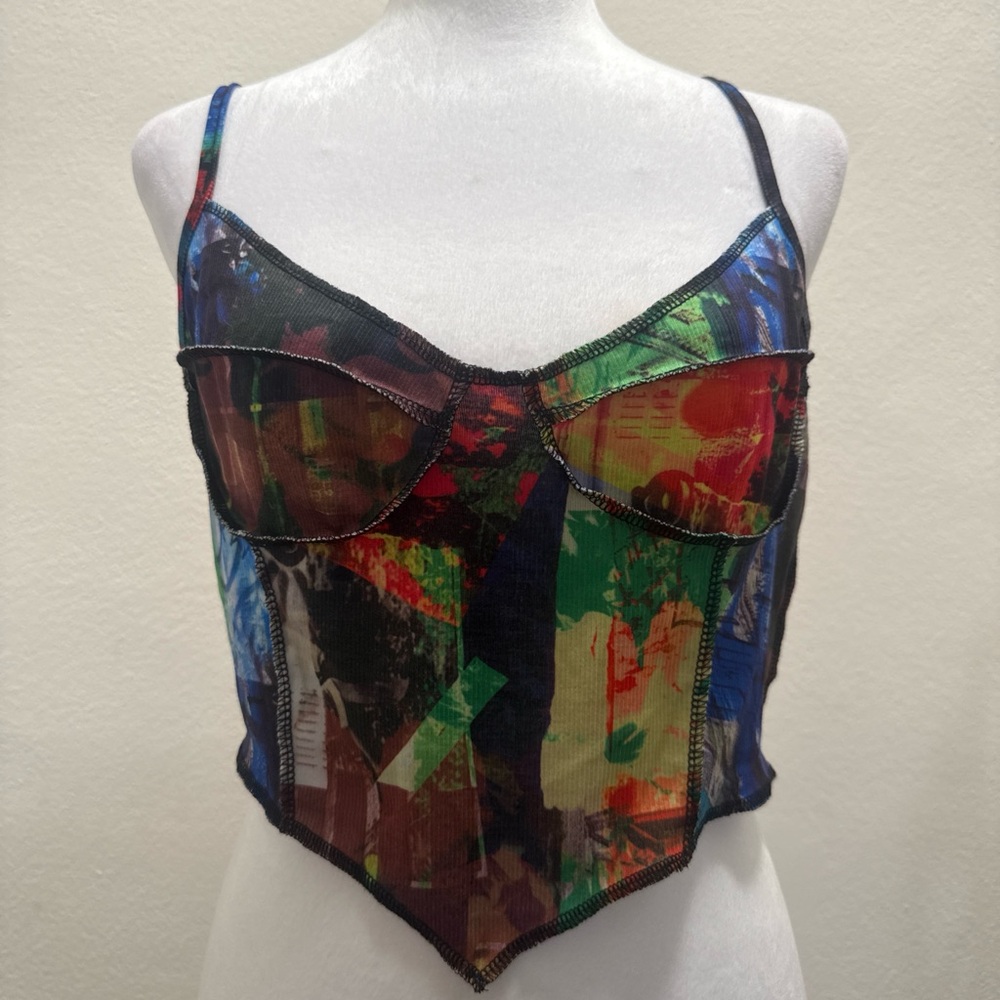 SHEIN Multicolor Graffiti Print Crop Top